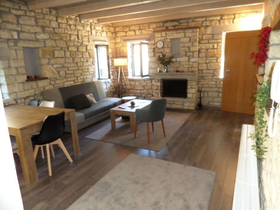 Kalpaki stone apartment 2. Bagian luar foto
