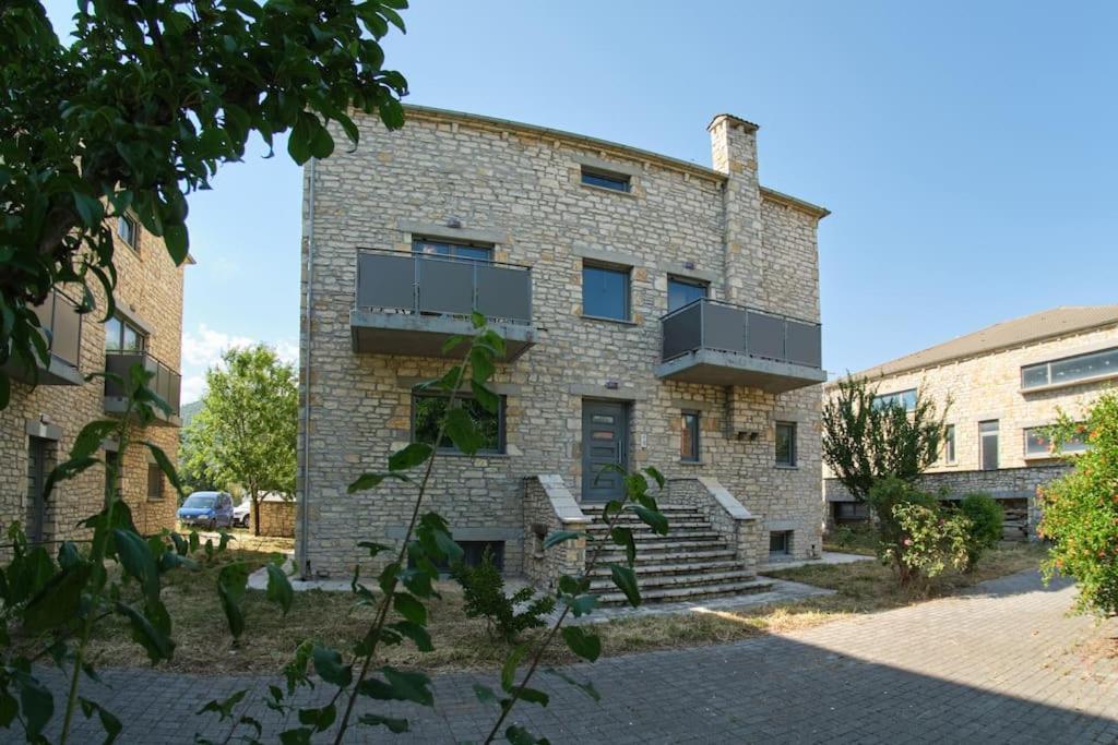 Kalpaki stone apartment 2. Bagian luar foto
