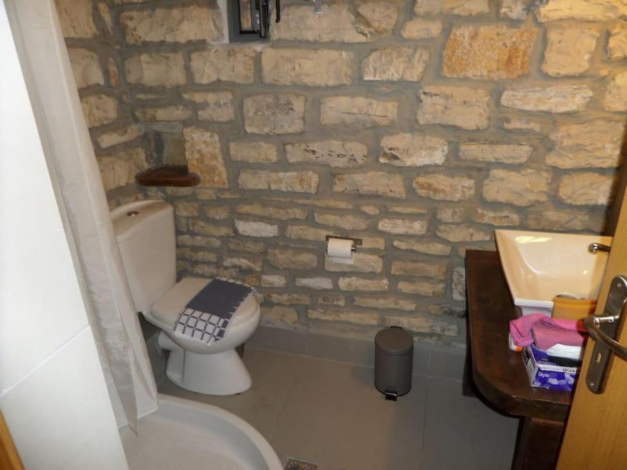 Kalpaki stone apartment 2. Bagian luar foto