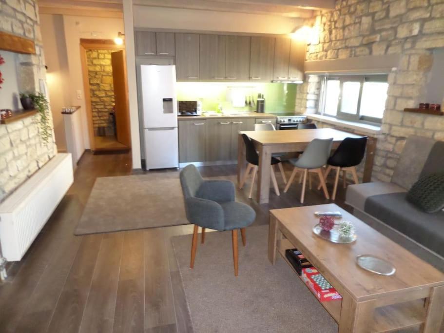 Kalpaki stone apartment 2. Bagian luar foto